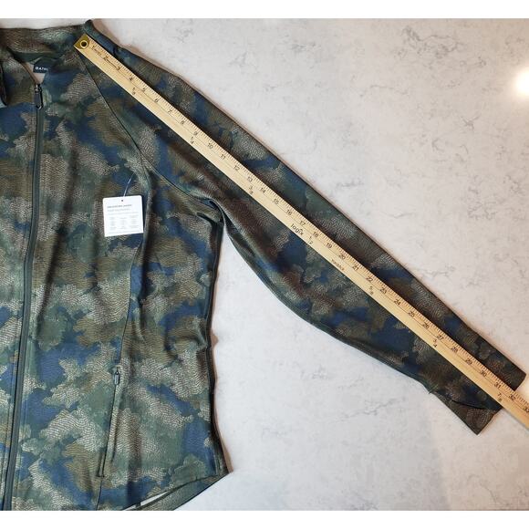 NWT ATHLETA Salutation Jacket Blue Green Camo Print Women's Size 1X - Picture 10 of 11